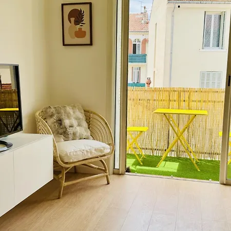 Arsenal, 4 Chambres, Balcon, Parking * Toulon